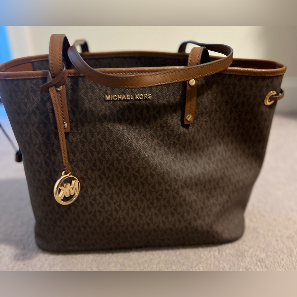 Large Michael Kors brown bag- great condition